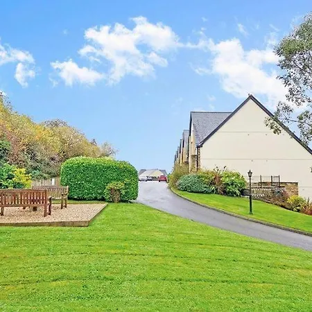 5 Mins From The Eden Project Baybreeze Apartment, Sea Views, Super Kingsize Beds * 세인트오스틀