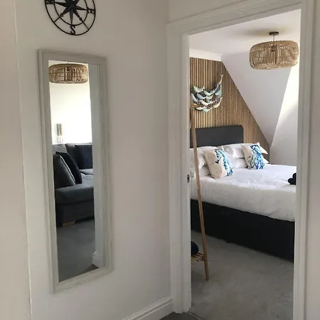 5 Mins From The Eden Project Baybreeze Apartment, Sea Views, Super Kingsize Beds 세인트오스틀