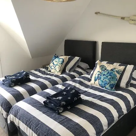 아파트 5 Mins From The Eden Project Baybreeze Apartment, Sea Views, Super Kingsize Beds